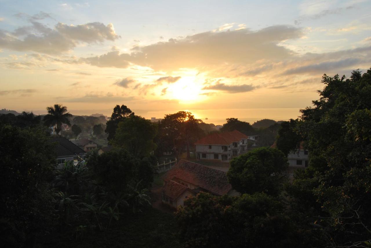 Frontiers Hotel Entebbe Exterior foto